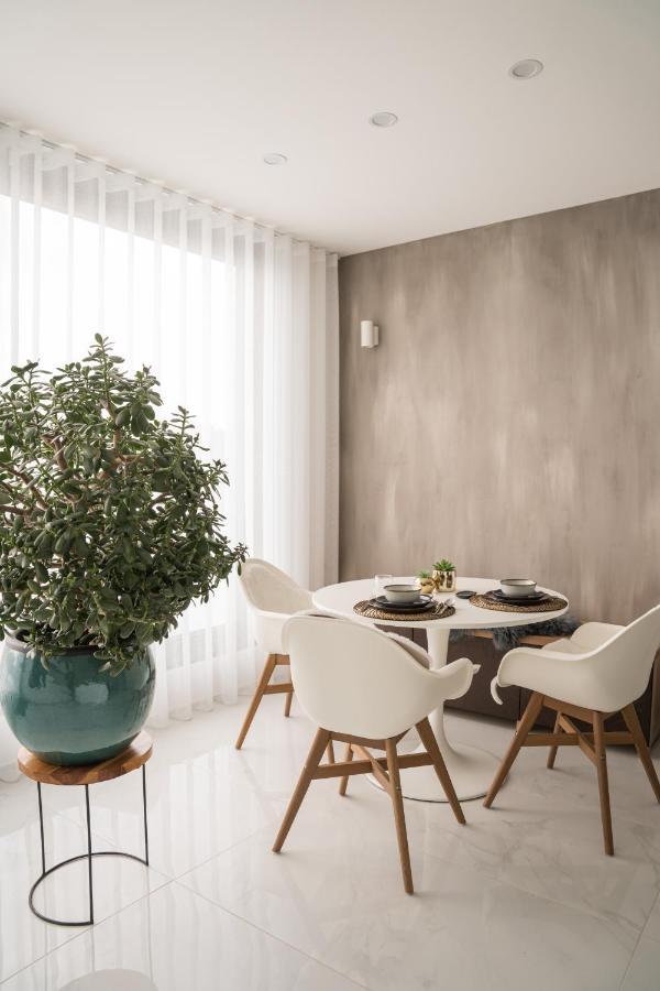 Blue Yvey Apartment ตอร์เฮาท์ ภายนอก รูปภาพ